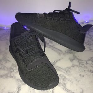 ADIDAS SHADOW TUBULAR- GREY - size 7 women’s